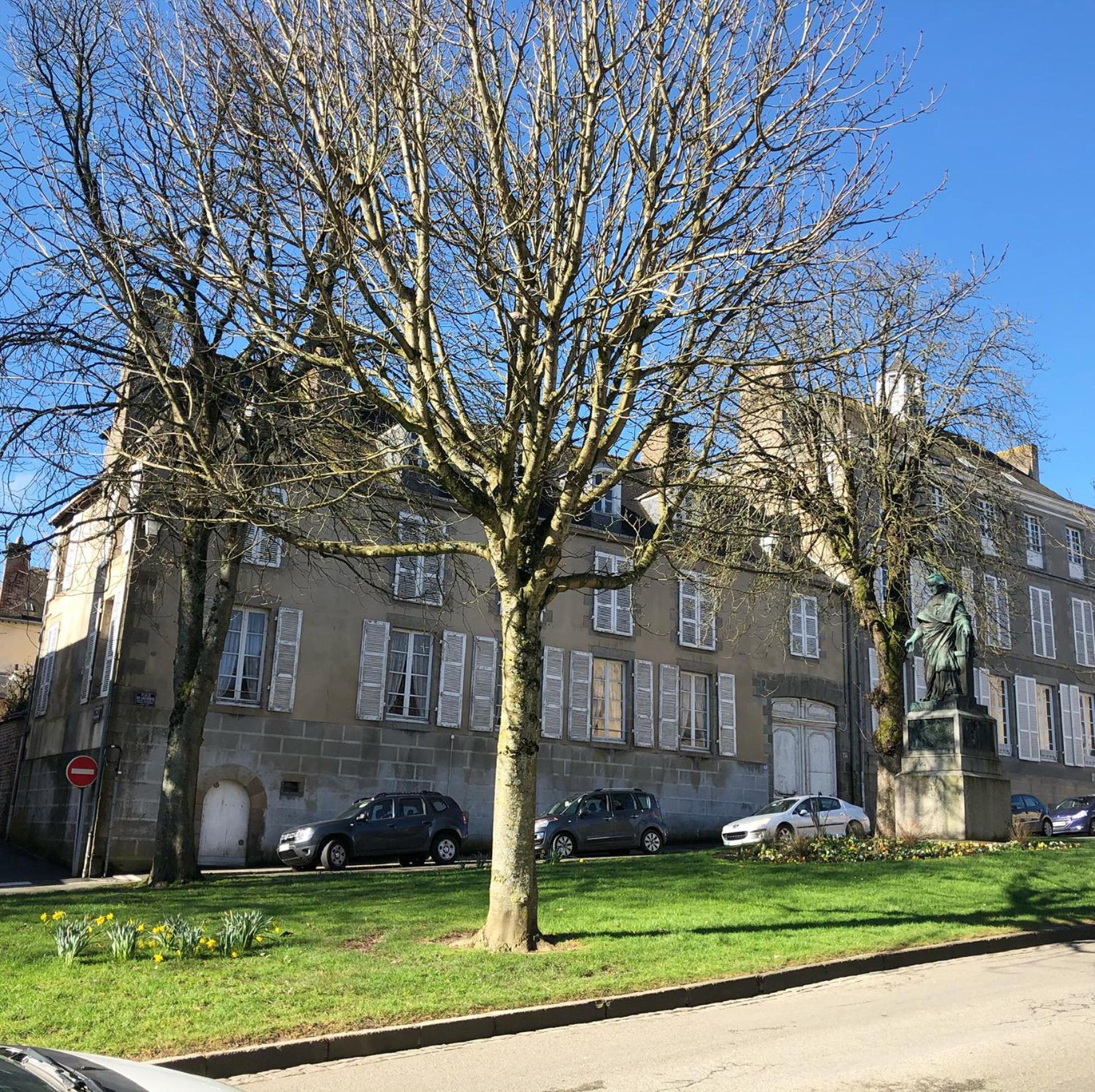 L'Hotel De Herce Chambre D'Hote Mayenne Zewnętrze zdjęcie